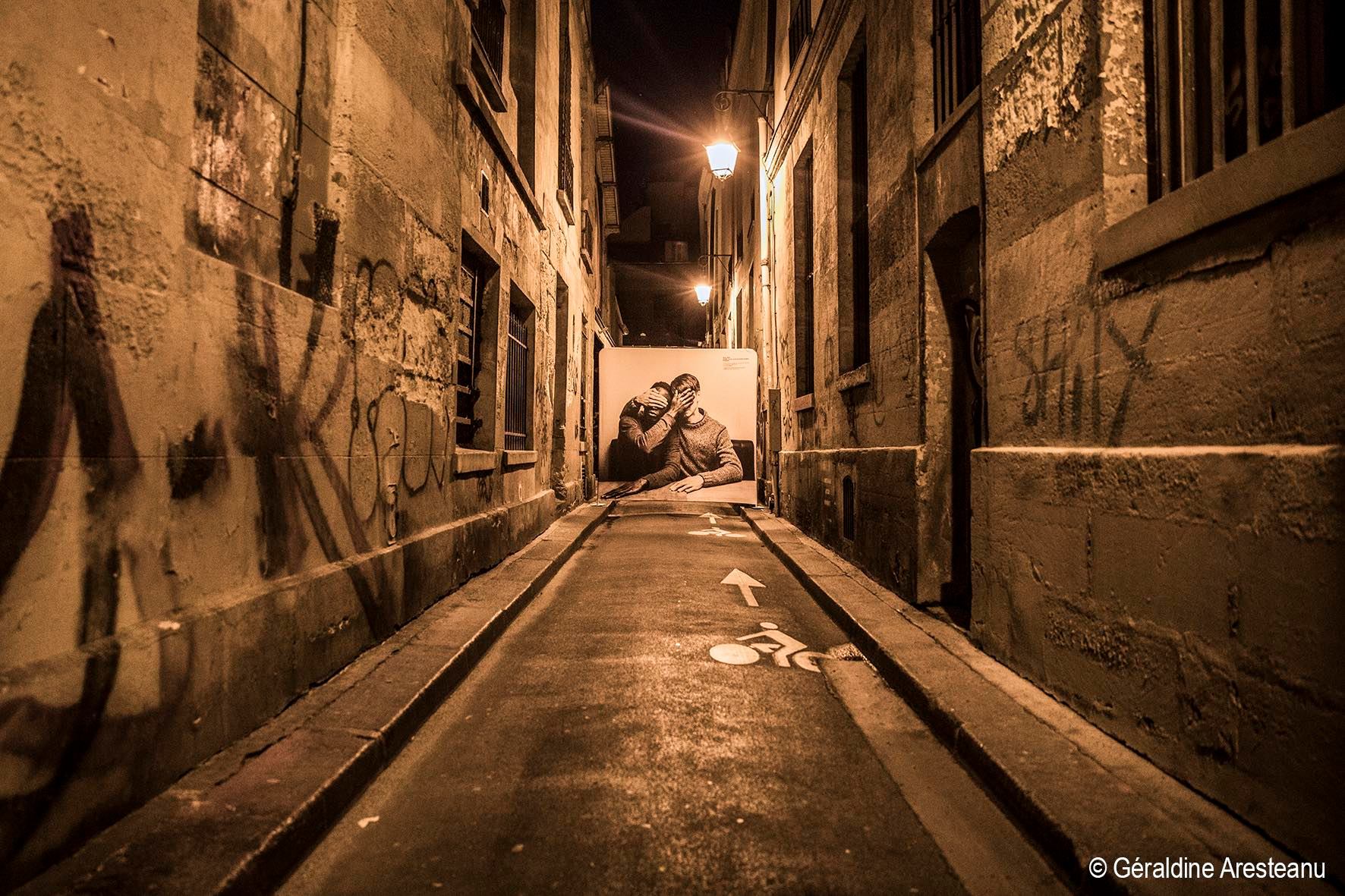 Street photo geraldine Aresteanu Paris Stop kidding